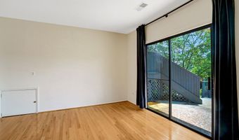 203 W GLENDALE Ave, Alexandria, VA 22301