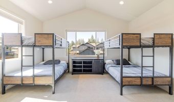 60454 Kangaroo Loop, Bend, OR 97702