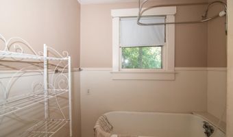 181 Auburn St, Manchester, NH 03103