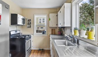 22 Cobb Rd, Bath, ME 04530