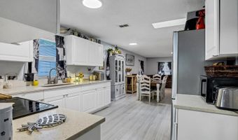 212 PIKE St, Auburndale, FL 33823