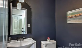 53 Braddock Way, Asheville, NC 28803