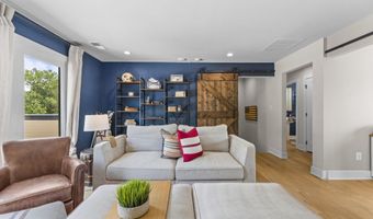 42460 MILDRED LANDING Sq, Ashburn, VA 20148
