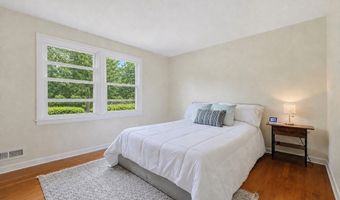 27 Bear Hill Rd, Cumberland, RI 02864