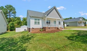 724 Sherwood Rd, Asheboro, NC 27205