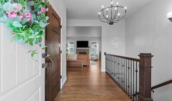 2066 W HERON Ln, Appleton, WI 54913