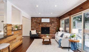 2401 WITTINGTON Blvd, Alexandria, VA 22308