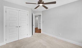 2106 MOORES MILL Rd 106, Auburn, AL 36830