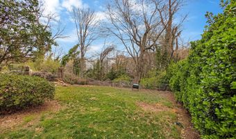 1943 N CLEVELAND St, Arlington, VA 22201