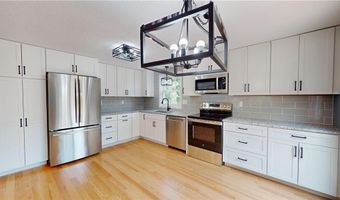 112 Cranberry Ridge Rd, Glocester, RI 02857
