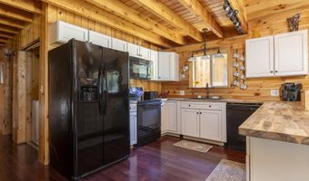 2 Firefly Dr, Baldwin, ME 04091
