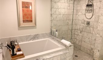 223 Saratoga Rd 2001, Honolulu, HI 96815