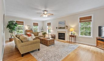 696 Liberty Square Rd, Boxborough, MA 01719