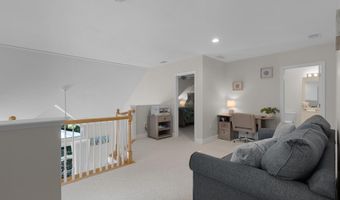 5 Sea Knoll Ct, Bourne, MA 02532