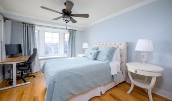 211 Stratford Ave, Beach Haven, NJ 08008