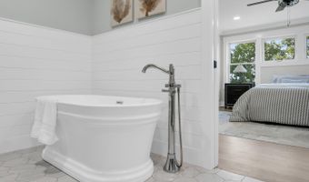 515 Atlantic Ave, Middletown, NJ 07748