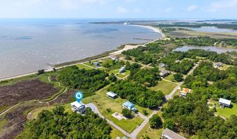 5004 Oak St, Bay St. Louis, MS 39520