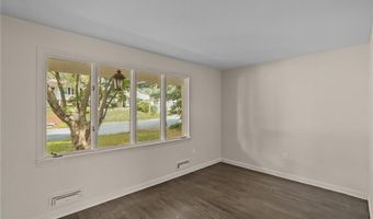 2 Julia Dr, North Providence, RI 02911