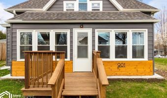 901 Mulberry St, Atlantic, IA 50022