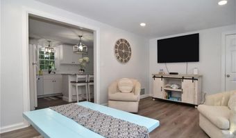194 S Pier Rd, Narragansett, RI 02882