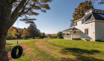 26 Old Searsport Ave, Belfast, ME 04915