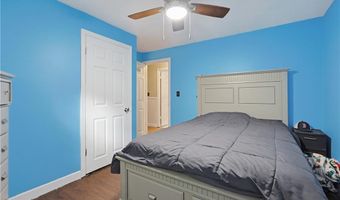 417 Lake Washington Dr, Glocester, RI 02814