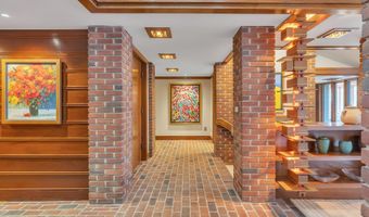 5140 Turtle Point Dr, Ann Arbor, MI 48105