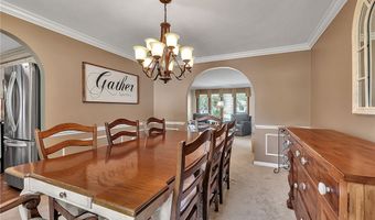 230 Schimwood Ct, Amherst, NY 14068