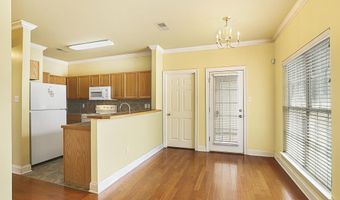 4625 Burbank Dr #301, Baton Rouge, LA 70820