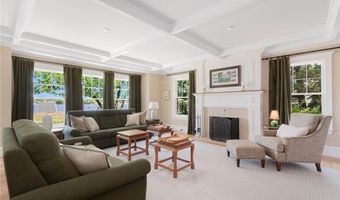 136 Adams Point Rd, Barrington, RI 02806