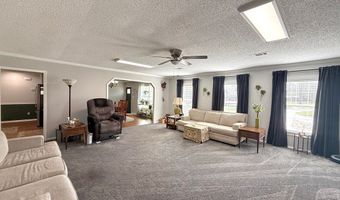 1405 Pebblewood Dr, Adel, GA 31620