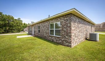 745 Champagne Dr, Biloxi, MS 39532