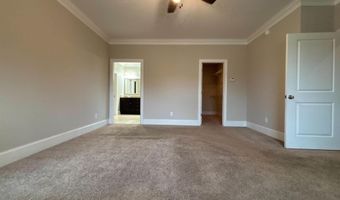 108 Hackamore Ln, Camden, SC 29020