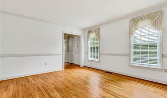 14383 Country Club Dr, Ashland, VA 23005