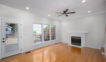 407 Maple Creek Ct, Apex, NC 27502