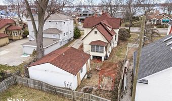 1713 St Clair River Dr, Algonac, MI 48001