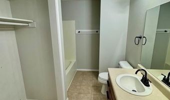 3500 SW Landau Ct 1, Bentonville, AR 72712