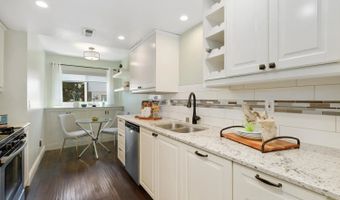 7303 Alicante Rd A, Carlsbad, CA 92009