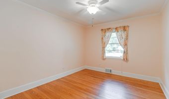 1916 Forest Dr, Camden, SC 29020