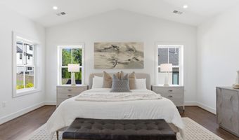 7705 HOLIDAY Ter, Bethesda, MD 20817