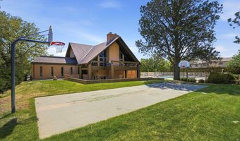 1466 Greenbriar Blvd, Boulder, CO 80305
