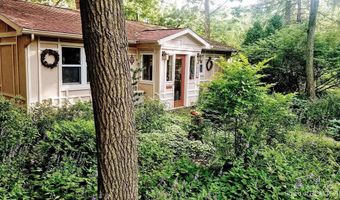 611 Robin Rd, Ann Arbor, MI 48103
