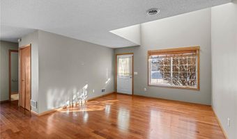 14757 Excelsior Ln 105, Apple Valley, MN 55124