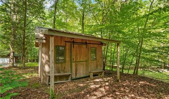 3330 Shamrock Ln, Birdseye, IN 47513