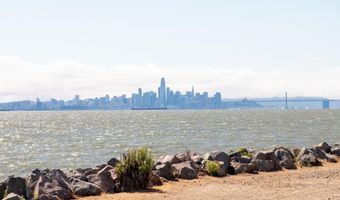 21 Ross Rd, Alameda, CA 94502