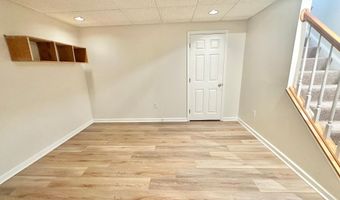 21326 THIMBLEWEED Ct, Ashburn, VA 20147