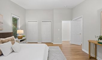 5610 SHADE TREE Ln, Alexandria, VA 22310