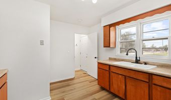 102 NW Sharmin Dr, Ankeny, IA 50023