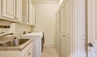5918 Riviera Dr, Benton, AR 72019
