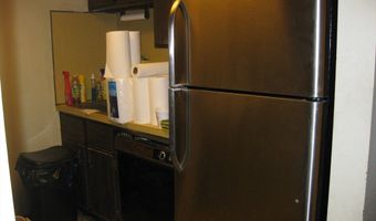 22 Kingswood Dr 6F, Abington, MA 02351